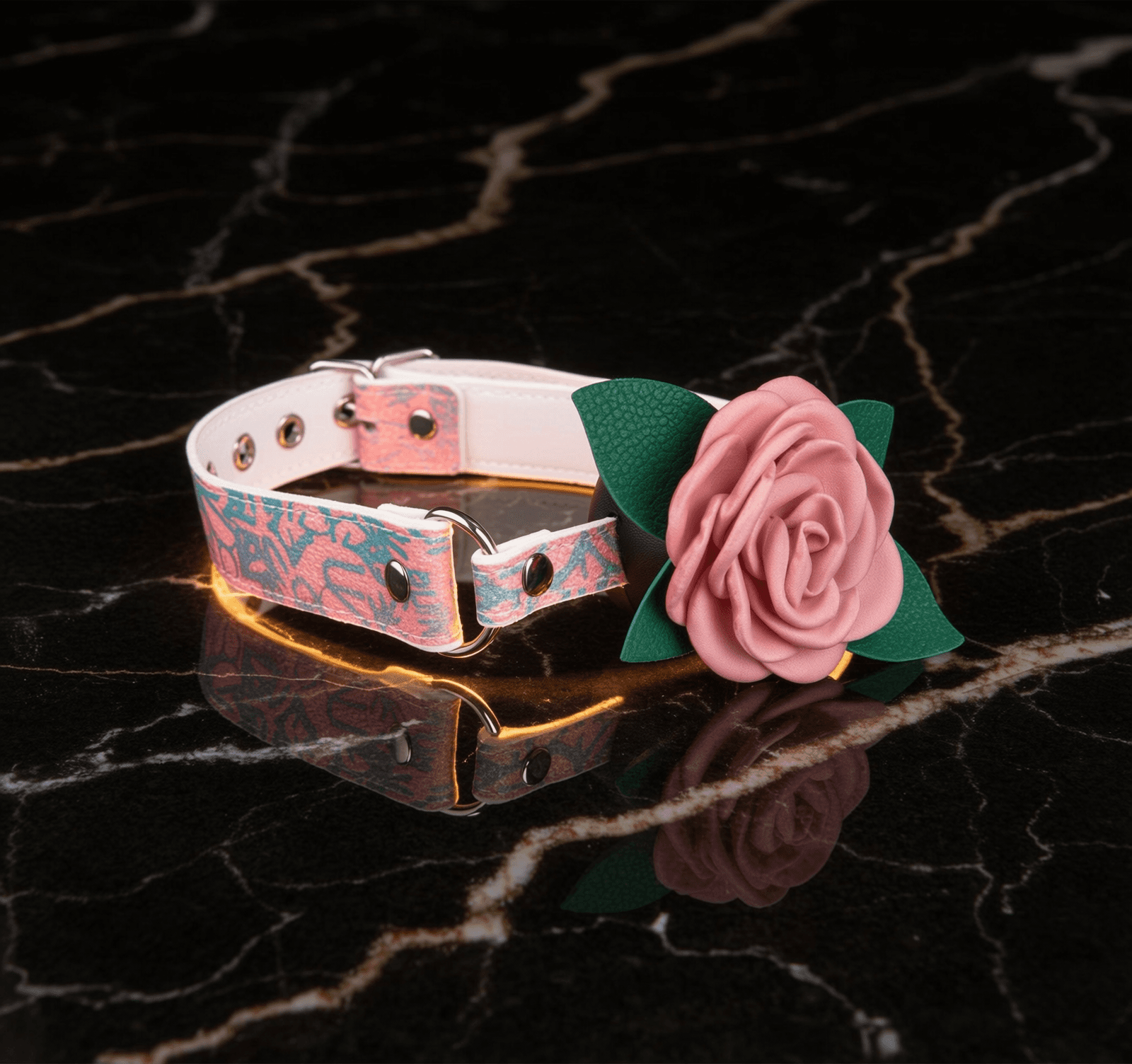 BDSM Petal Kiss 